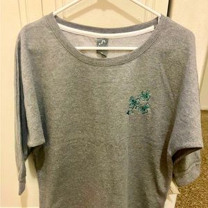 Women’s Shirt 🍀